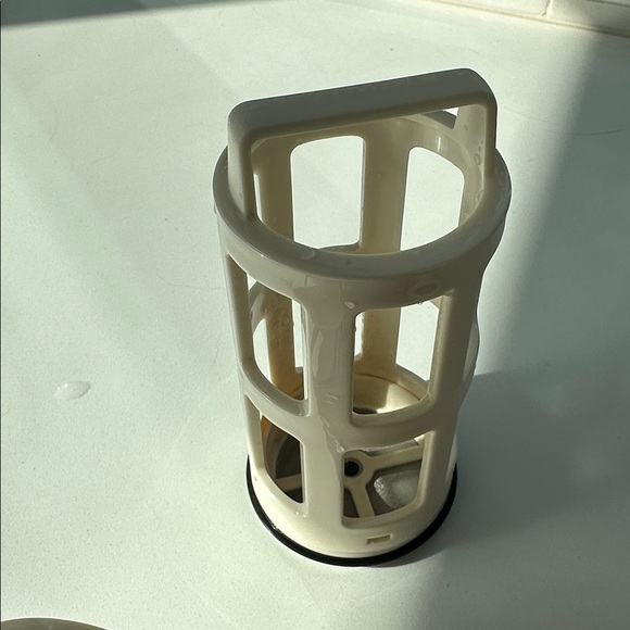 Stanley Classic French Press Travel 16 Oz Insulated Stainless Steel Mug Cream - Picture 6 of 6